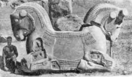 Иран. Персеполь. Ападана Дария. Капитель