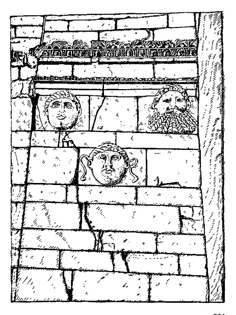 Парфия. Хатра. Дворец. Маскароны на пилястре