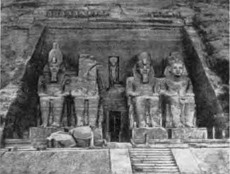 Абу-Симбел. Большой храм. Входная часть, общий вид