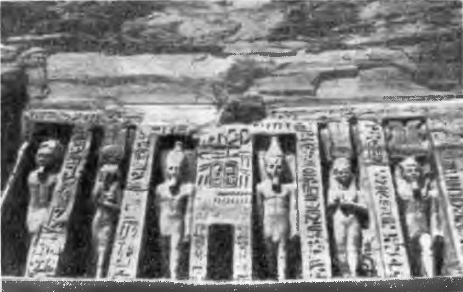 Абу-Симбел. Малый храм. Общий вид