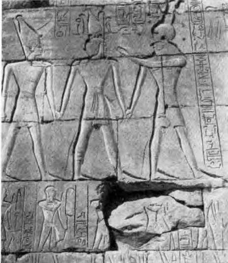 Гробница Сети I. Абидос. Рельеф храма Сети I: Сети I с сыновьями