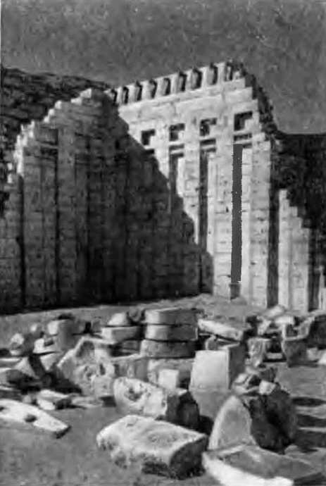 Древнее царство. Саккара. Комплекс пирамиды Джосера. Внутренняя стена