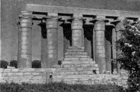 Луксор. Храм Амона — перистиль Аменхотепа III, фрагмент